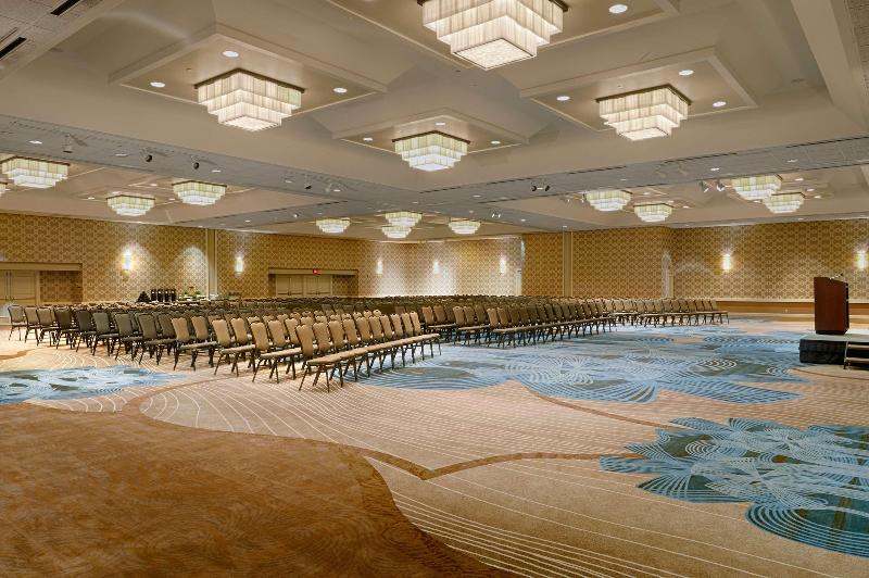 فندق Doubletree By Hilton Tulsa Downtown