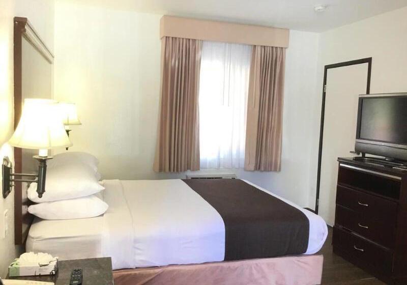 هتل Downtown San Diego Lodge