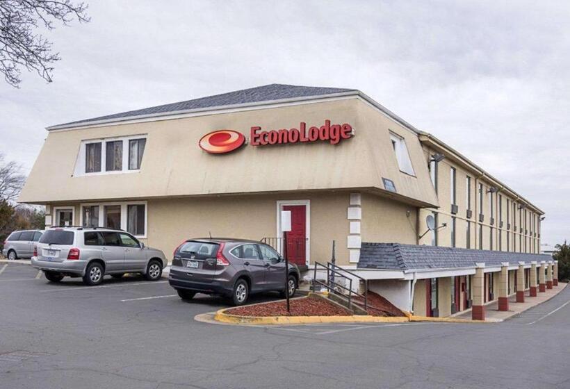 Отель Econo Lodge Near Quantico Marine Base