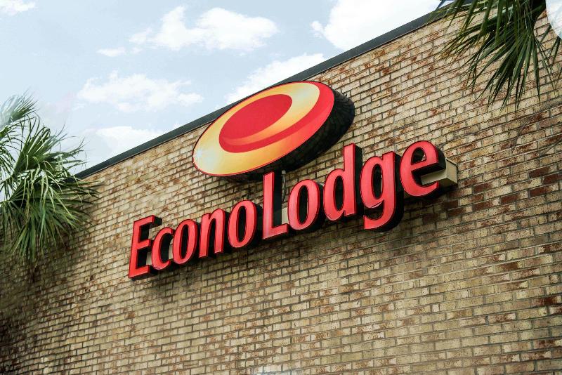 فندق Econo Lodge North