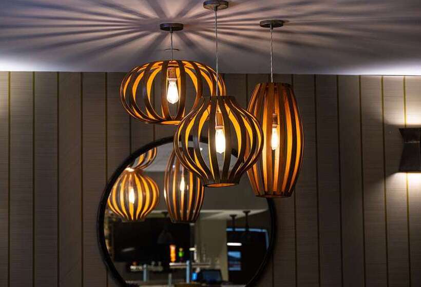 هتل Embassy Suites By Hilton Bloomington/minneapolis