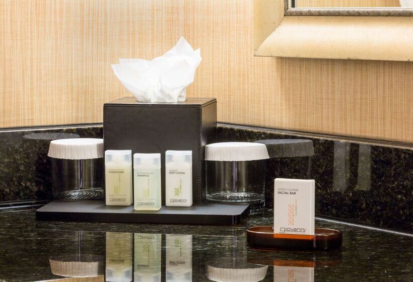 هتل Embassy Suites By Hilton Columbia Greystone