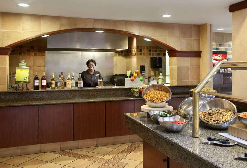 هتل Embassy Suites By Hilton Columbia Greystone