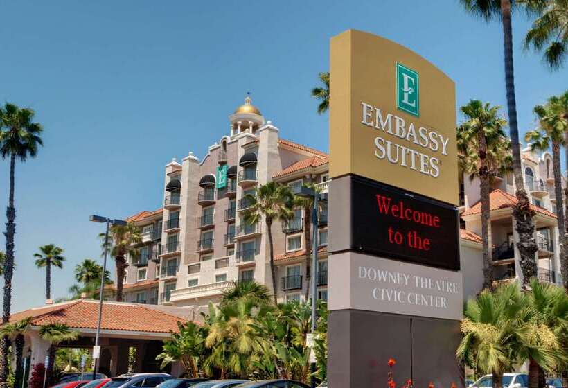 בית מלון כפרי Embassy Suites By Hilton Los Angeles Downey