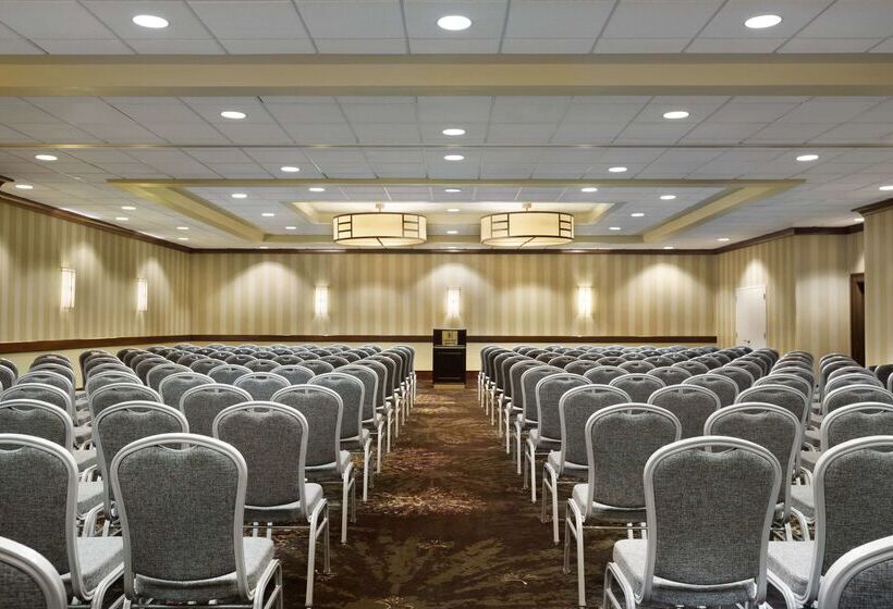 호텔 Embassy Suites By Hilton Piscataway Somerset