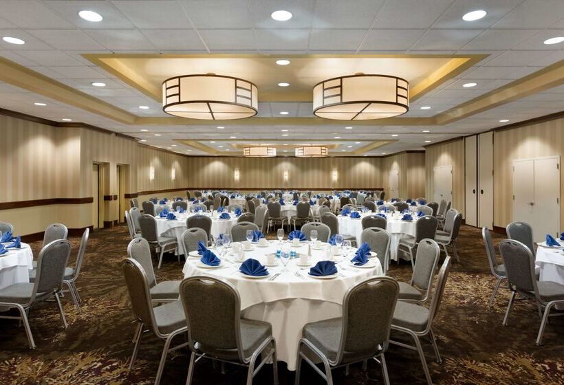 호텔 Embassy Suites By Hilton Piscataway Somerset