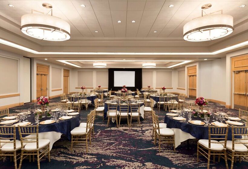 בית מלון כפרי Embassy Suites By Hilton San Luis Obispo