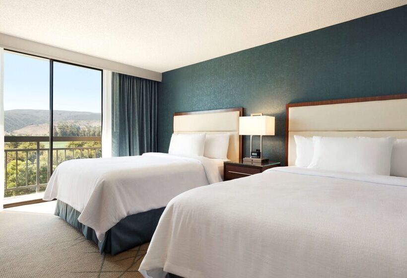 בית מלון כפרי Embassy Suites By Hilton San Luis Obispo