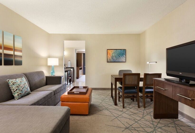 בית מלון כפרי Embassy Suites By Hilton San Luis Obispo