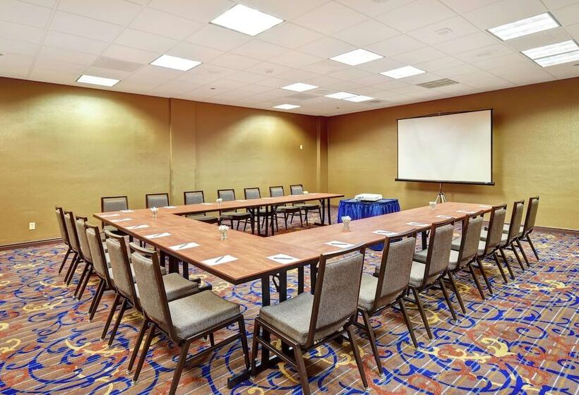 هتل Embassy Suites By Hilton Santa Clara Silicon Valley