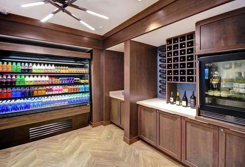 هتل Embassy Suites By Hilton Santa Clara Silicon Valley