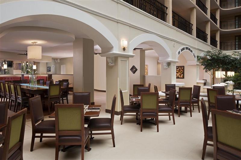 בית מלון כפרי Four Points By Sheraton Suites Tampa Airport Westshore
