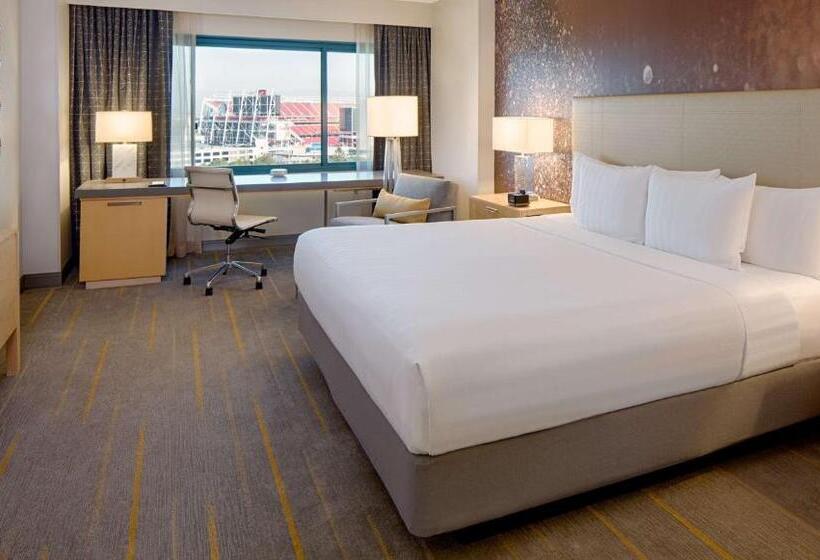 هتل Hyatt Regency Santa Clara