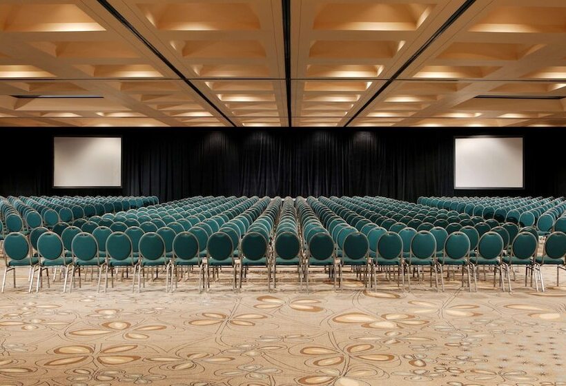 هتل Hyatt Regency Santa Clara