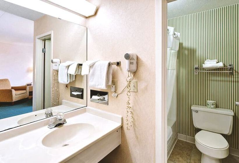 Отель Key Inn Roseville
