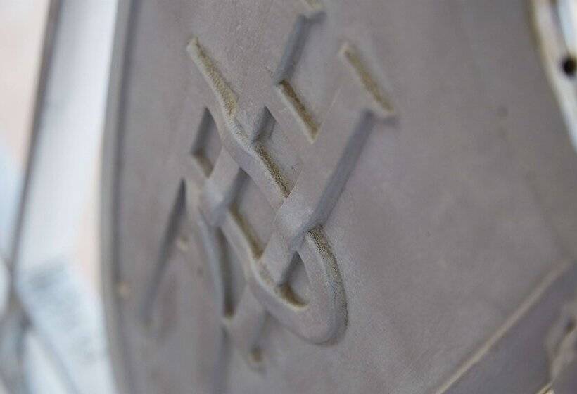 Redmont Hotel Birmingham, Curio Collection By Hilton