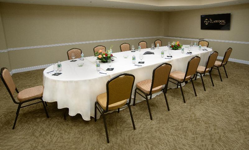 ホテル The Claridge