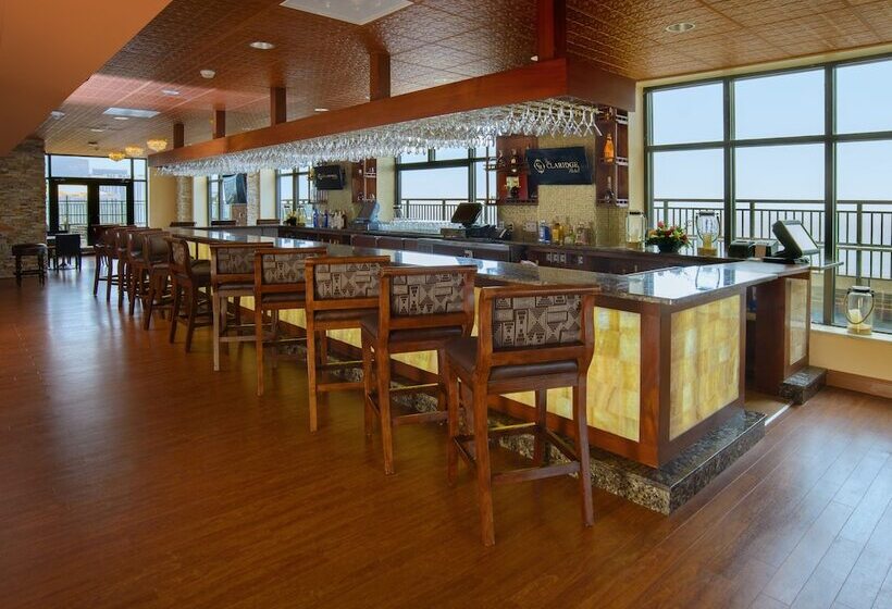 ホテル The Claridge