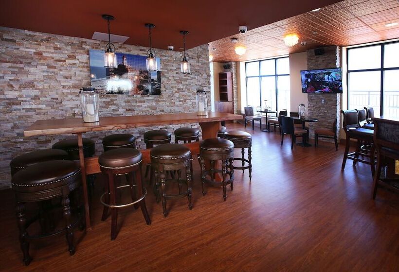 ホテル The Claridge