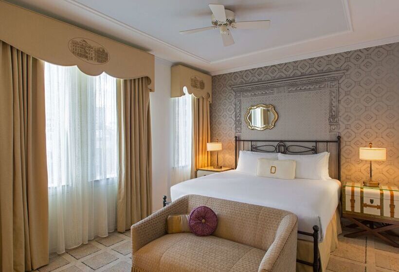 هتل The Driskill