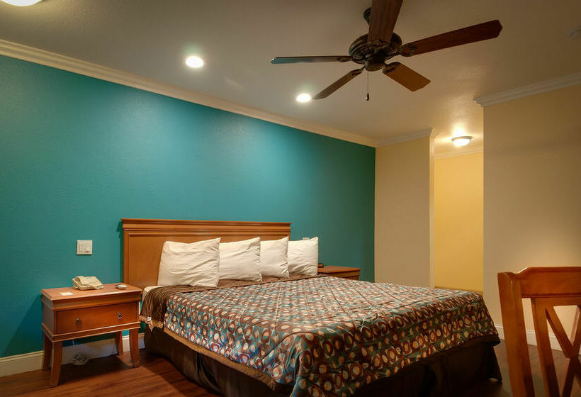 בית מלון כפרי Vagabond Inn Bakersfield