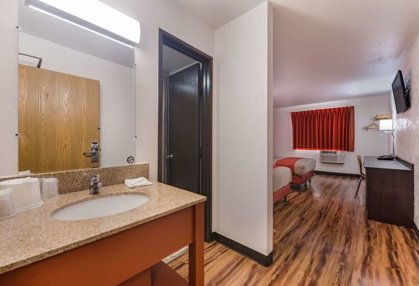 Motel 6saint Paul, Mn  I94