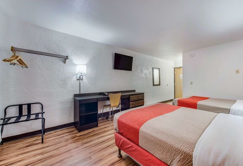 Motel 6saint Paul, Mn  I94