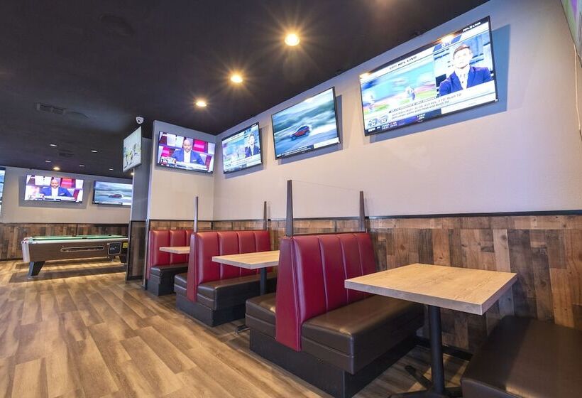 מוטל Elev8 Flagstaff I40 Exit 198 Butler Ave