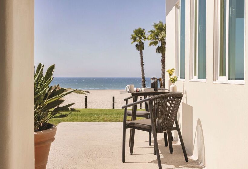 استراحتگاه Zachari Dunes On Mandalay Beach, Curio Collection By Hilton