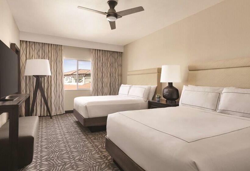 استراحتگاه Zachari Dunes On Mandalay Beach, Curio Collection By Hilton