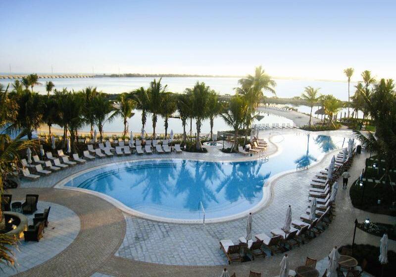 Hawks Cay Resort