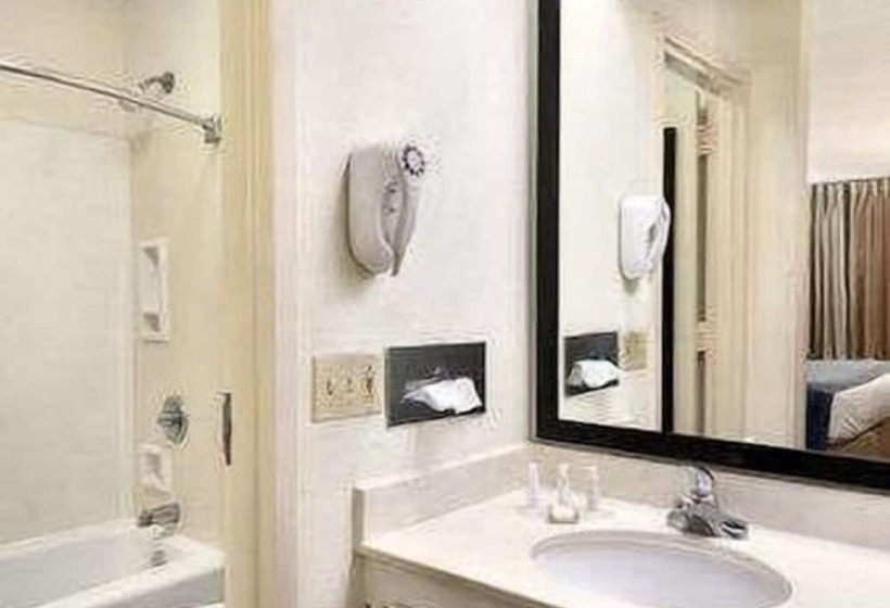 فندق Baymont Inn & Suites Florence By Wyndham
