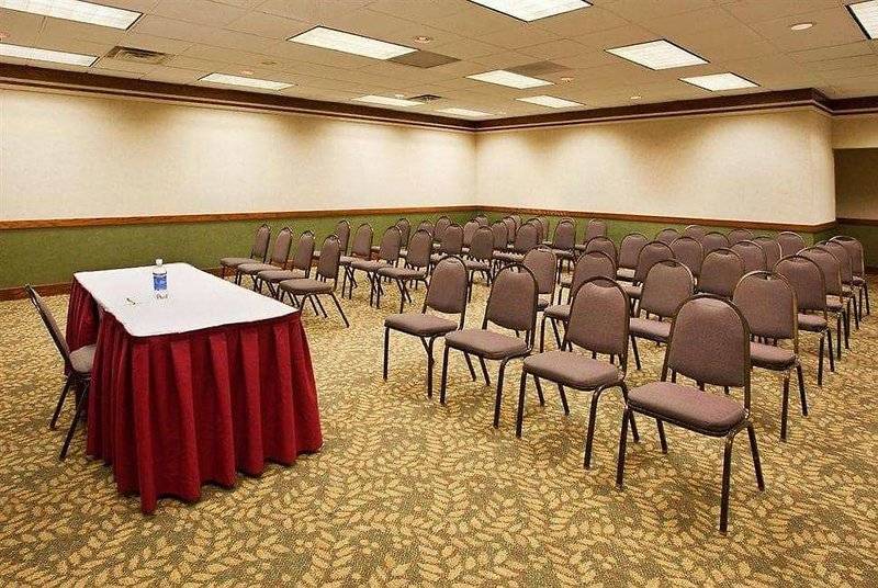 فندق Baymont Inn & Suites