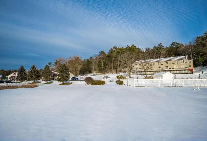 בית מלון כפרי Best Western Freeport Inn