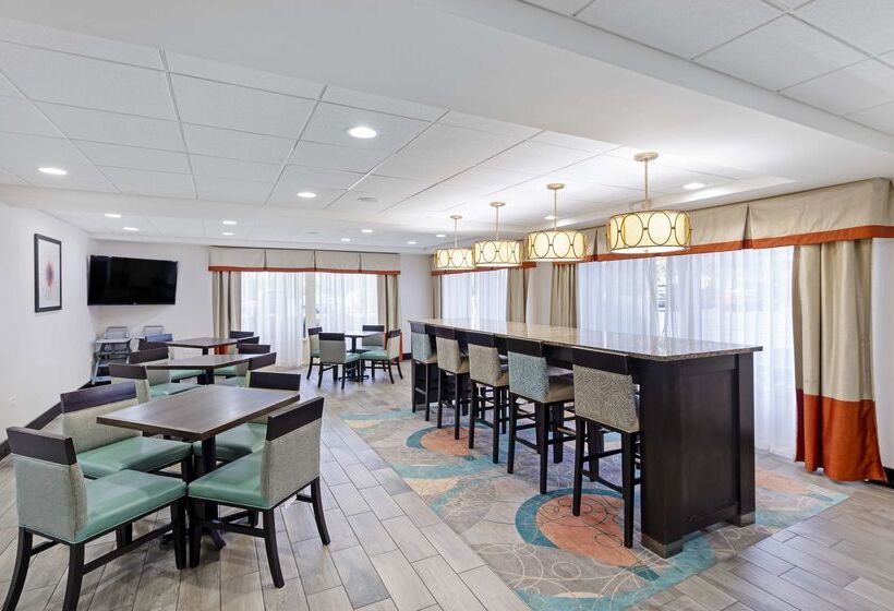 فندق Best Western Plus Chicagoland  Countryside