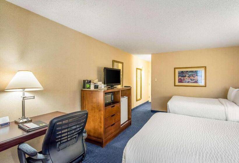 Отель Clarion Inn Grand Junction