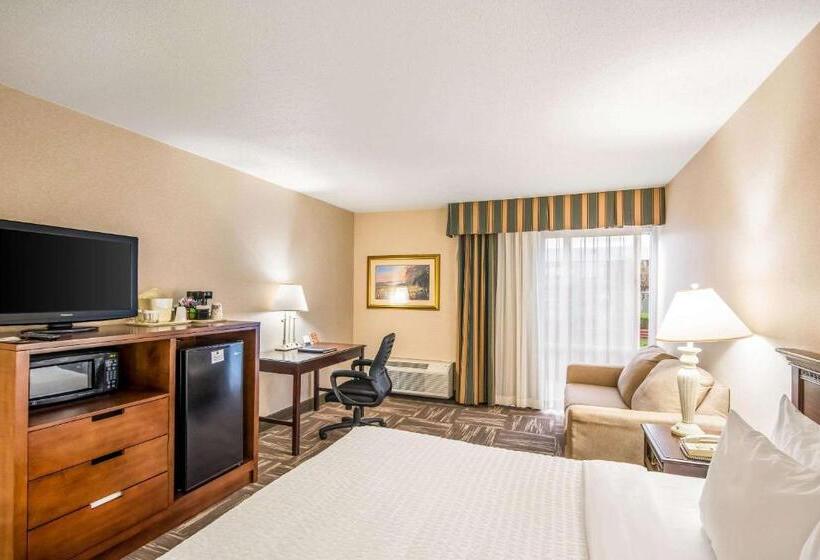 Отель Clarion Inn Grand Junction