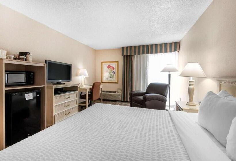 Отель Clarion Inn Grand Junction