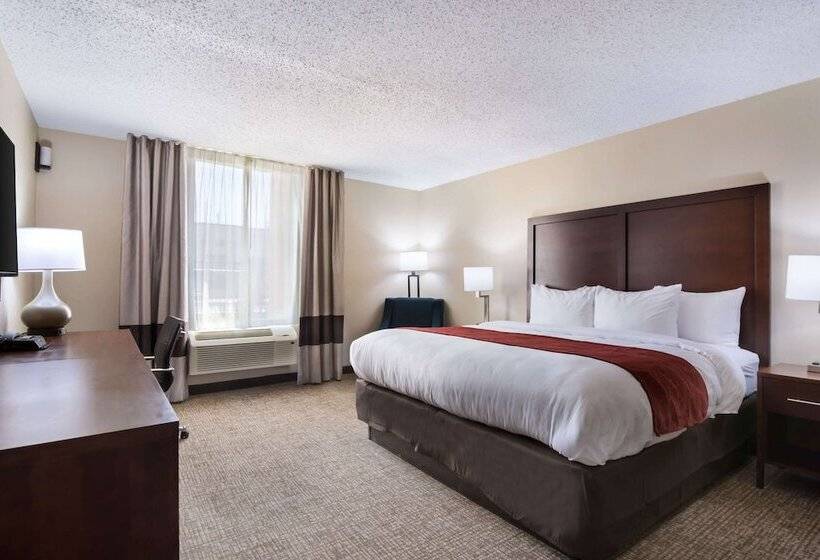 בית מלון כפרי Comfort Inn