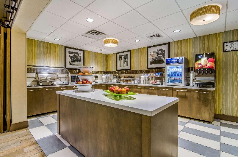 בית מלון כפרי Comfort Inn Raleigh Midtown