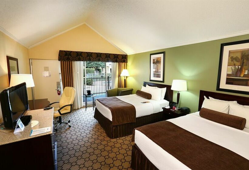 هتل Radisson Oklahoma City Northwest