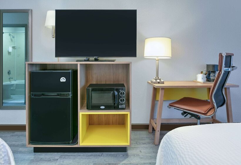 فندق Days Inn By Wyndham Greenville Ms