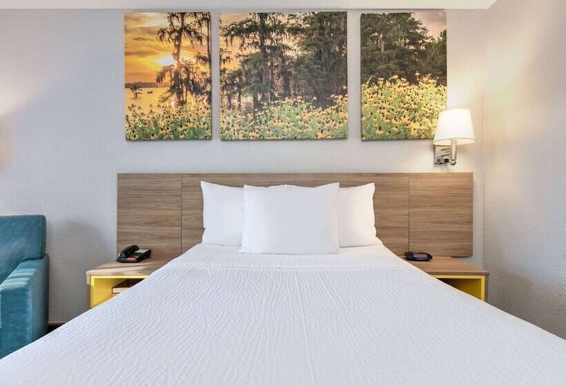 فندق Days Inn By Wyndham Greenville Ms