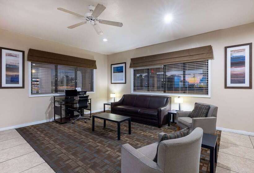هتل Days Inn By Wyndham Roswell