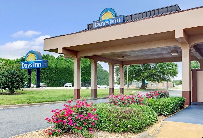 ホテル Days Inn By Wyndham Wilson