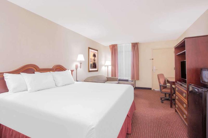 فندق Days Inn Dothan