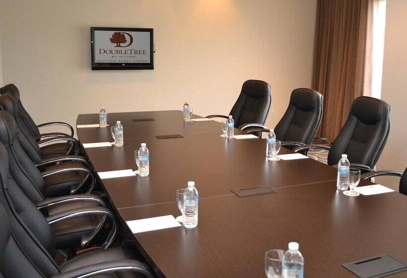 هتل Doubletree By Hilton Houston Hobby Airport