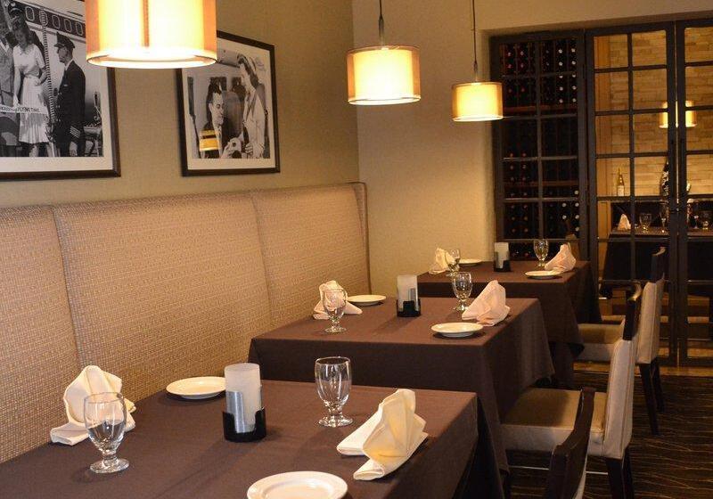 هتل Doubletree By Hilton Houston Hobby Airport