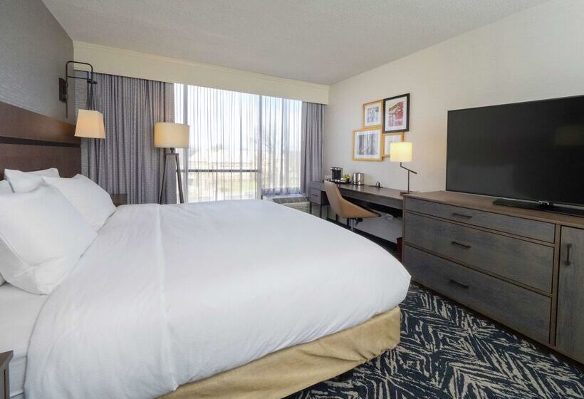 فندق Doubletree By Hilton Jamestown