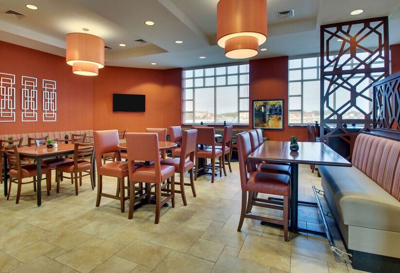 호텔 Drury Inn & Suites Findlay